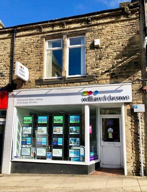 Yeadon, Leeds